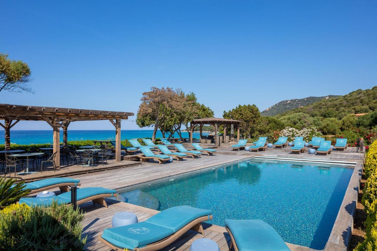 Hotel Le Ruesco Ольмето Экстерьер фото